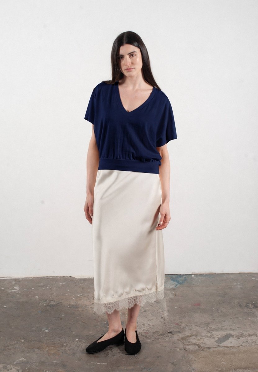 Pull col V à manches chauve souris femme en cachemire & laine ultrafin bleu marine - KELLY 6
